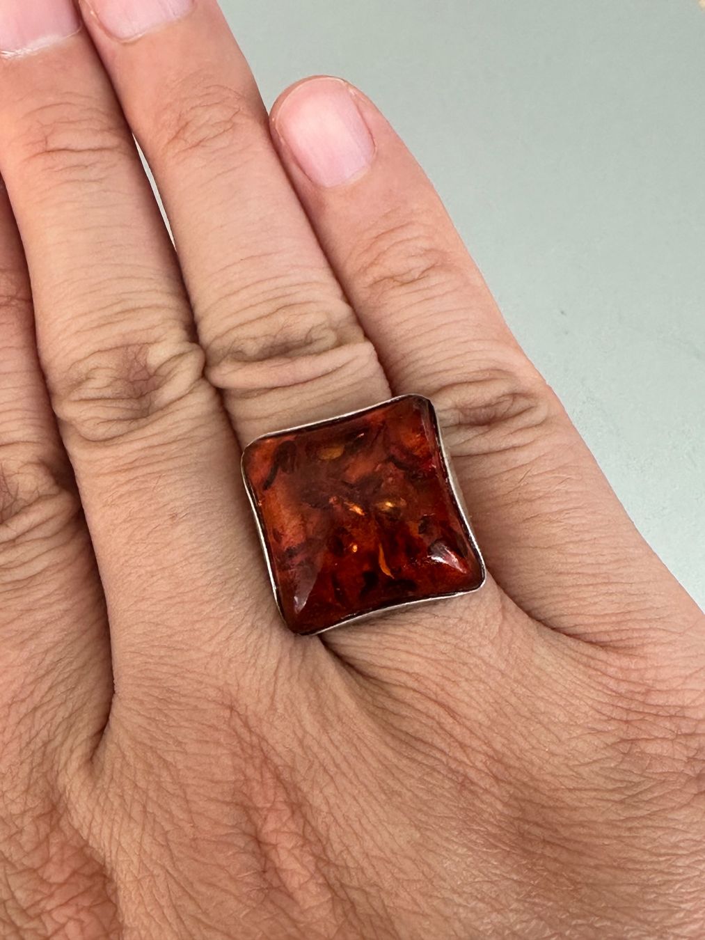 Anelli: Antiker 835 Silber Ring mit Quadratischer  Bernstein: ca. 55 – Usato da Onex venduto da Antiqueshow 1