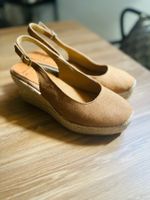Wunderschöne Keilsandaletten 38