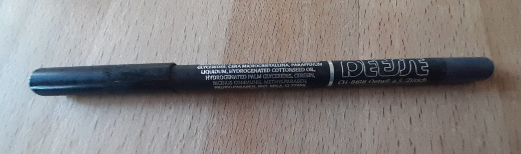 Make-up: Eyeliner grau – Usato da Rothenthurm venduto da Meitli18 1