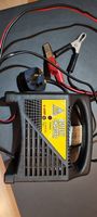 Motorrad oder Auto Batterie Ladegerät
