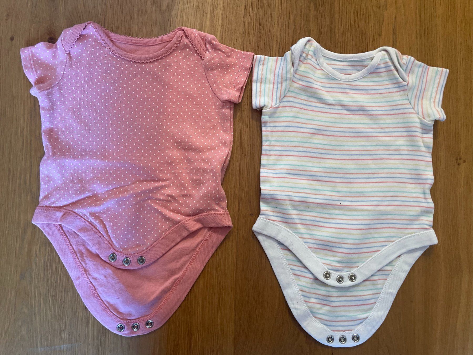 Unterwäsche: 4 kurzarm Bodys Grösse 62 – Gebraucht aus Teufenthal AG von sleeepless1987 2