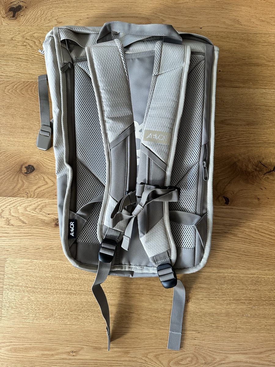 Aevor Zaini: Rucksack DAYPACK PROOF 18 l mit Laptop-Fach – Nuovo e nell'imballaggio originale da Urtenen-Schönbühl venduto da Nathalie_schori 1
