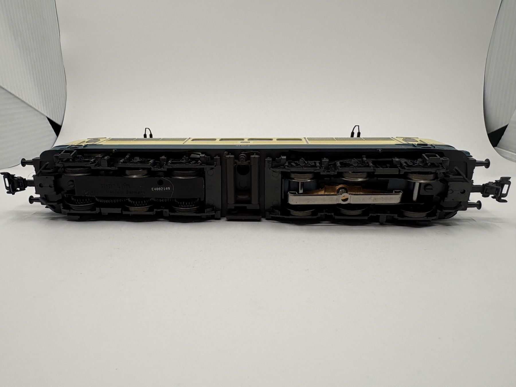 Märklin Modellini di ferrovie: Märklin DB BR 6/6 151 107-0 H0 – Usato da Forch venduto da Hanimann-Robinson 5