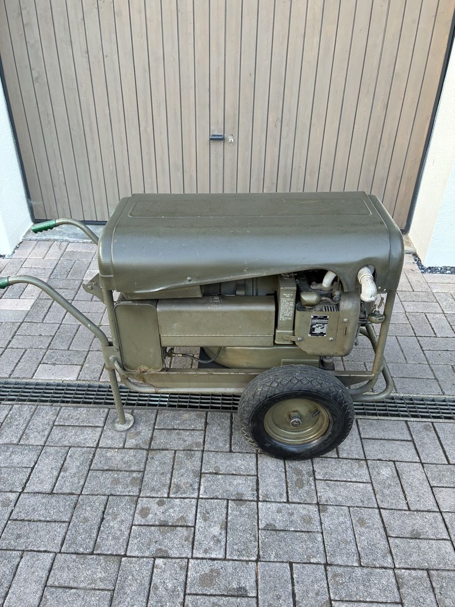 Générateurs de courant: Stromerzeuger Onan 3500W Armee – D'occasion à Flums par Fishking77 1