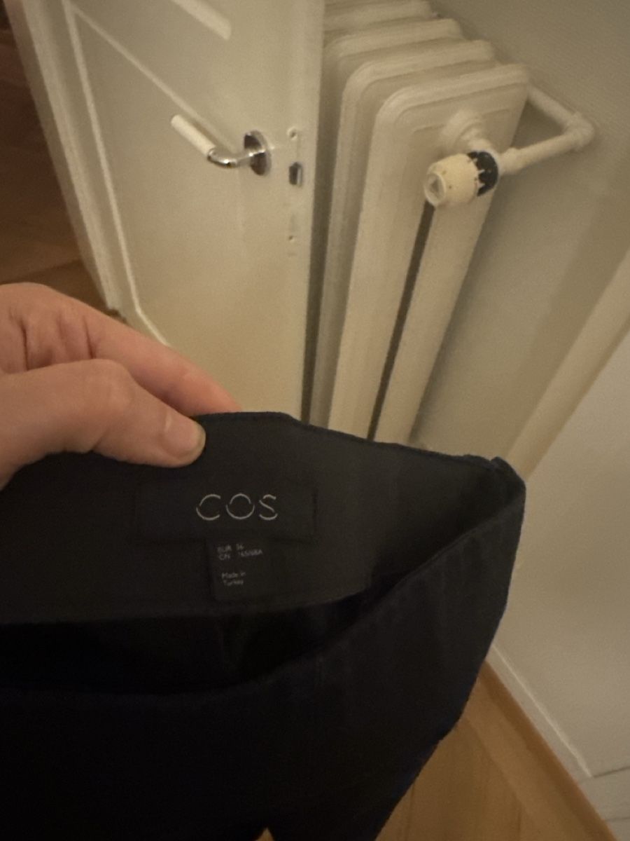Cos Hosen: Pantalon Cos  – Gebraucht aus Zürich von Terra_10 2