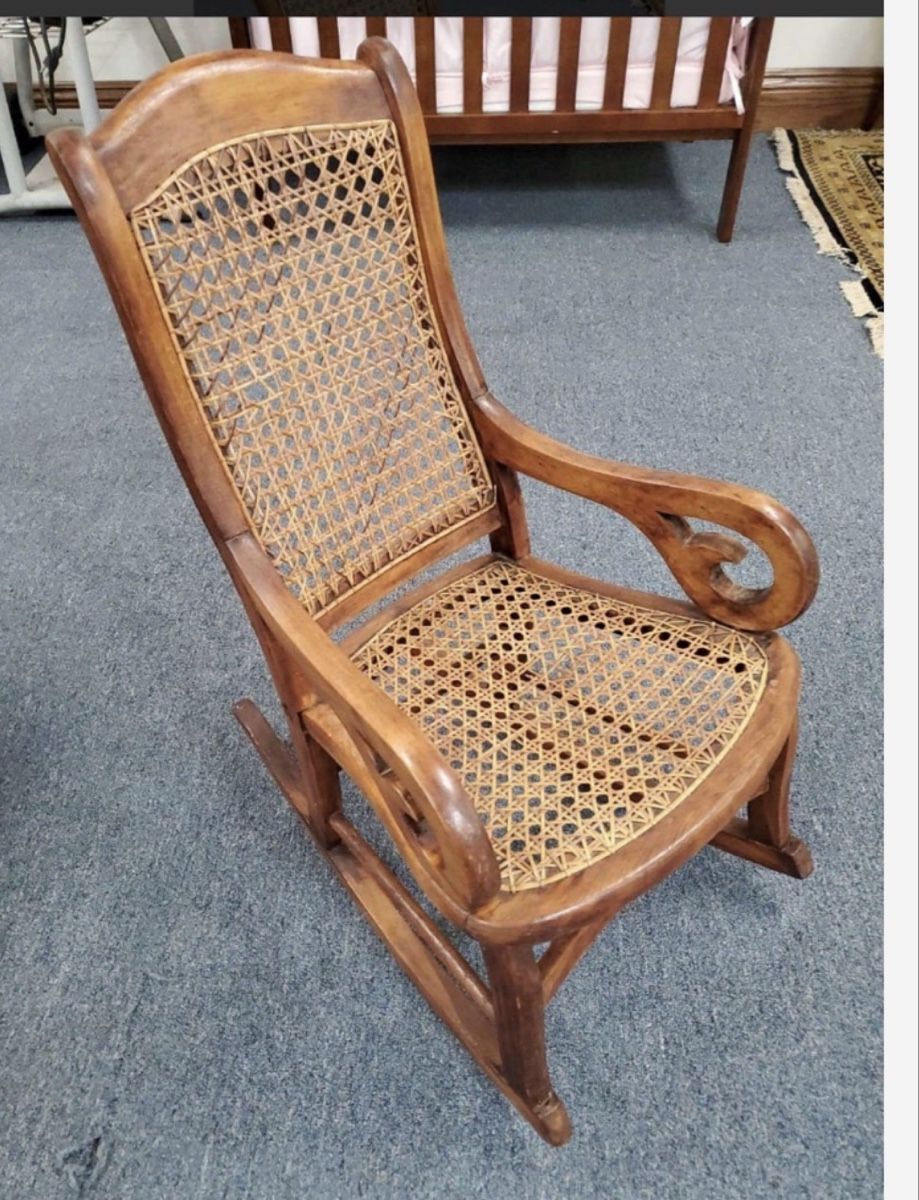 Sedie: Antiquer Schauckelstuhl – Usato da Baar venduto da Vili7
