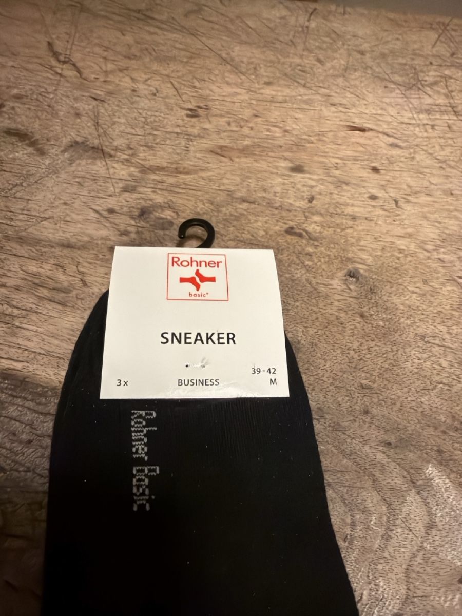 Rohner Calze: Rohner Basic Sneaker Socken Schwarz, Grösse 39-42, Neu! 3 St – Nuovo e nell'imballaggio originale da Zuoz venduto da Grr1974