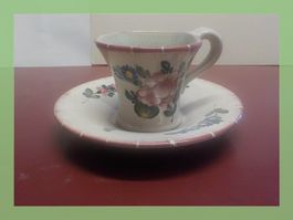 Vintage Tasse mit Unterteller, Blumendekor, Shabby Chic.