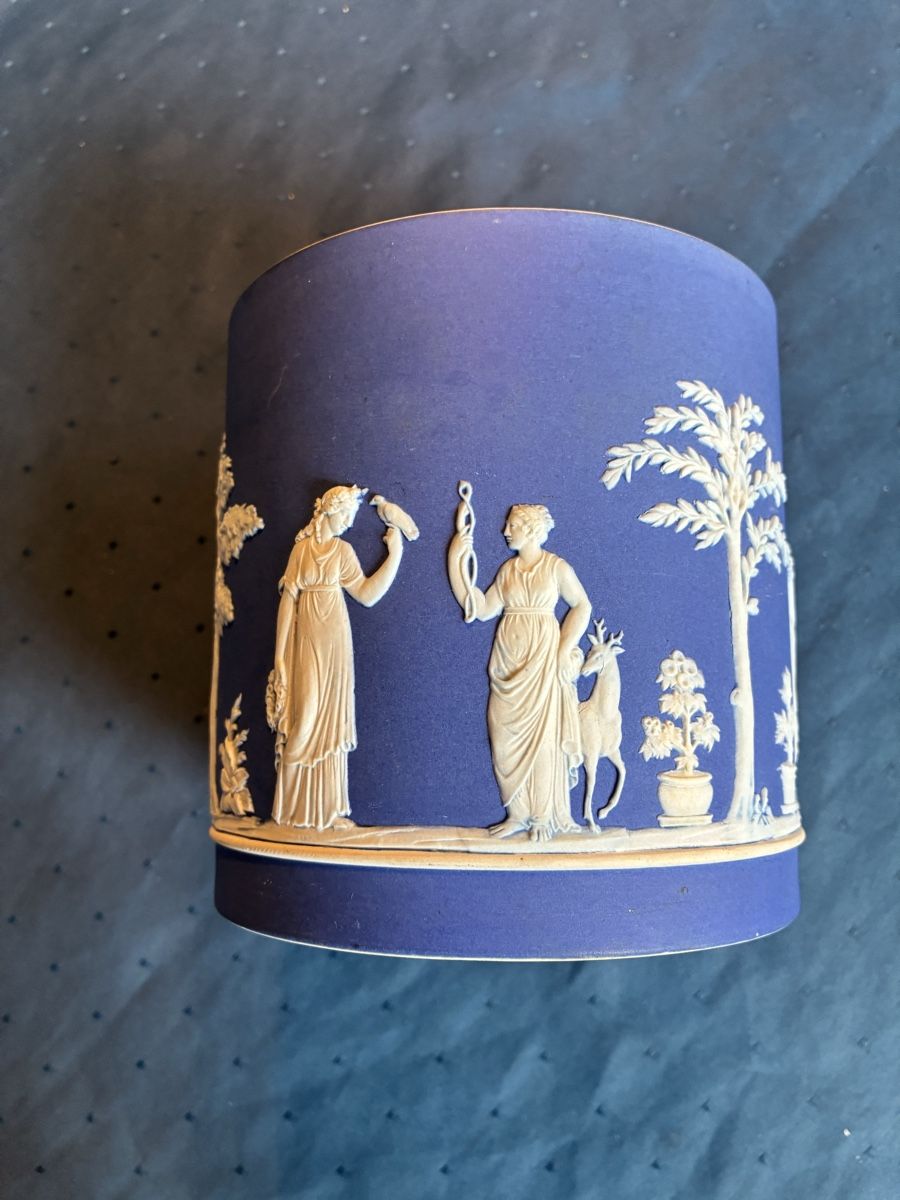Vasi per fiori: Wedgwood - antiker Cachepot dunkelblau – Usato da Dornach venduto da Rosengarten 4