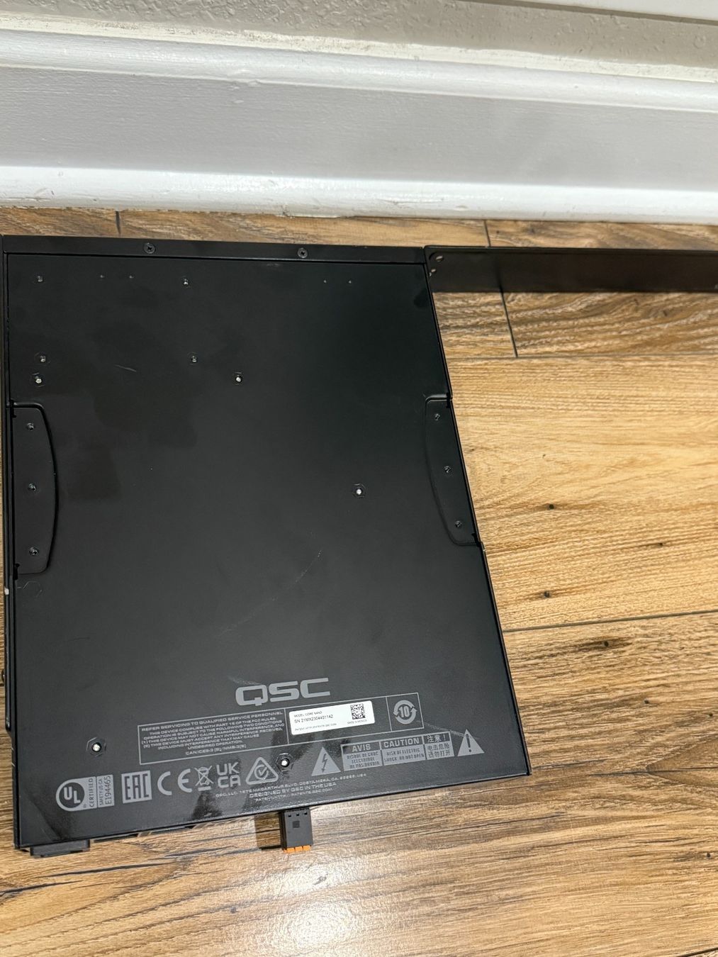 Strumenti musicali: QSC Q-SYS Core Nano – Usato da Winterthur venduto da Gemini235000 2