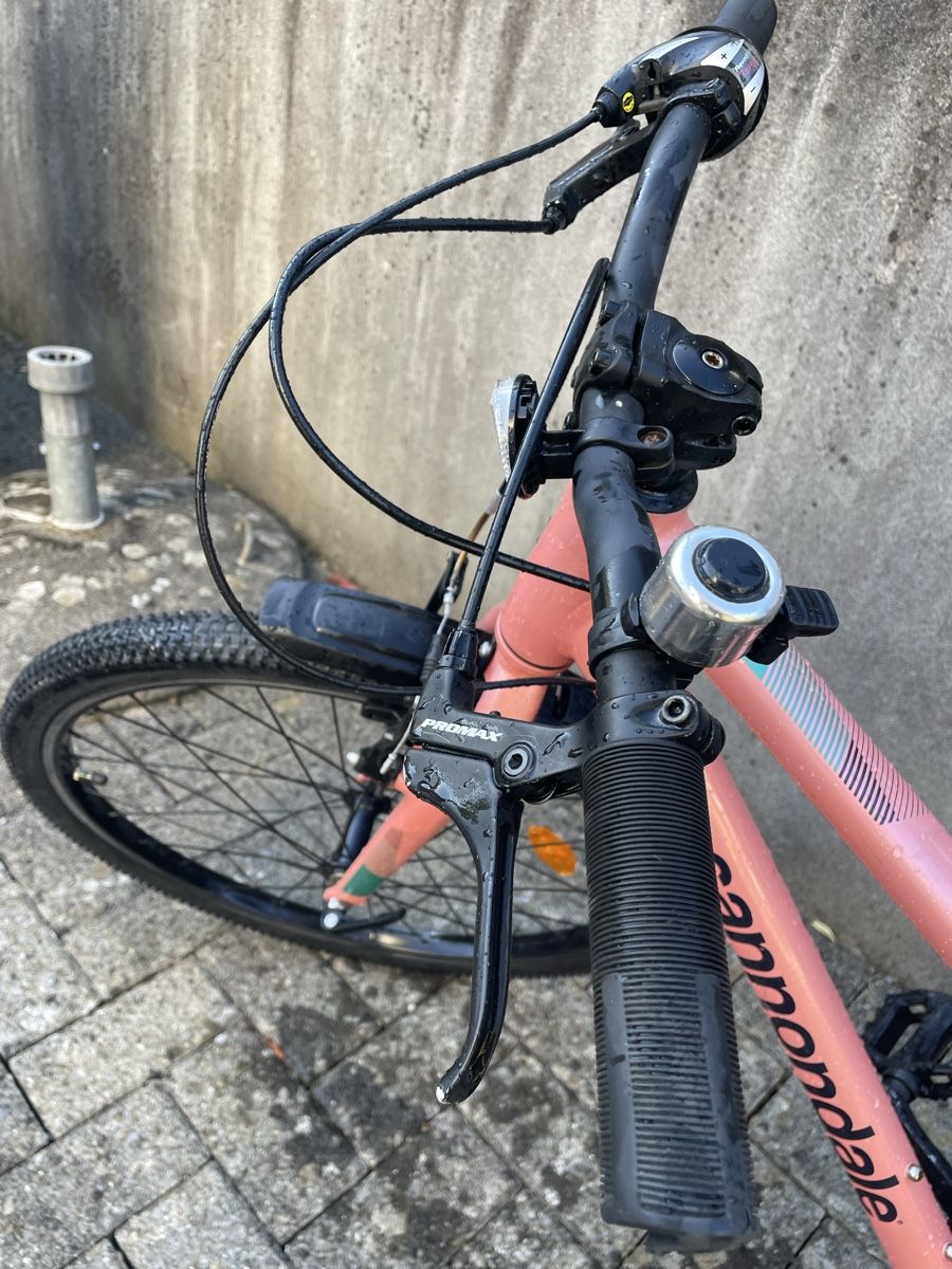 Cannondale Velos: Cannondale Quick 24 Zoll Kindervelo – Gebraucht aus Zürich von toffeeboo 6