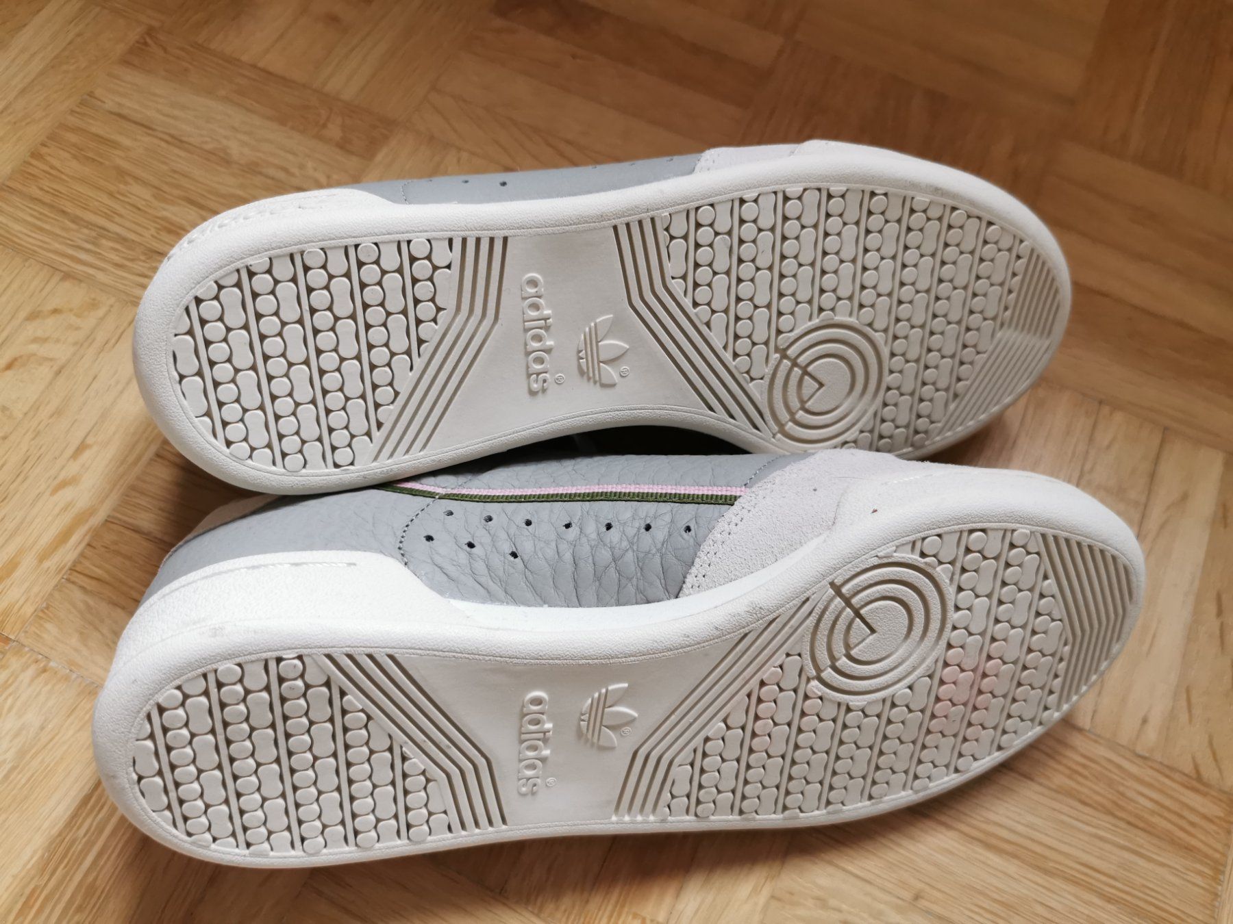Adidas Scarpe da donna: Sneaker Adidas Gr. 40 – Usato da Stäfa venduto da flamingo_17 6