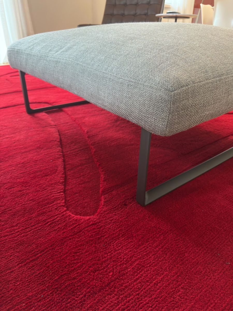 Sofas: Cassina pouf grigio – D'occasion à Chur par kri_b5xv 2