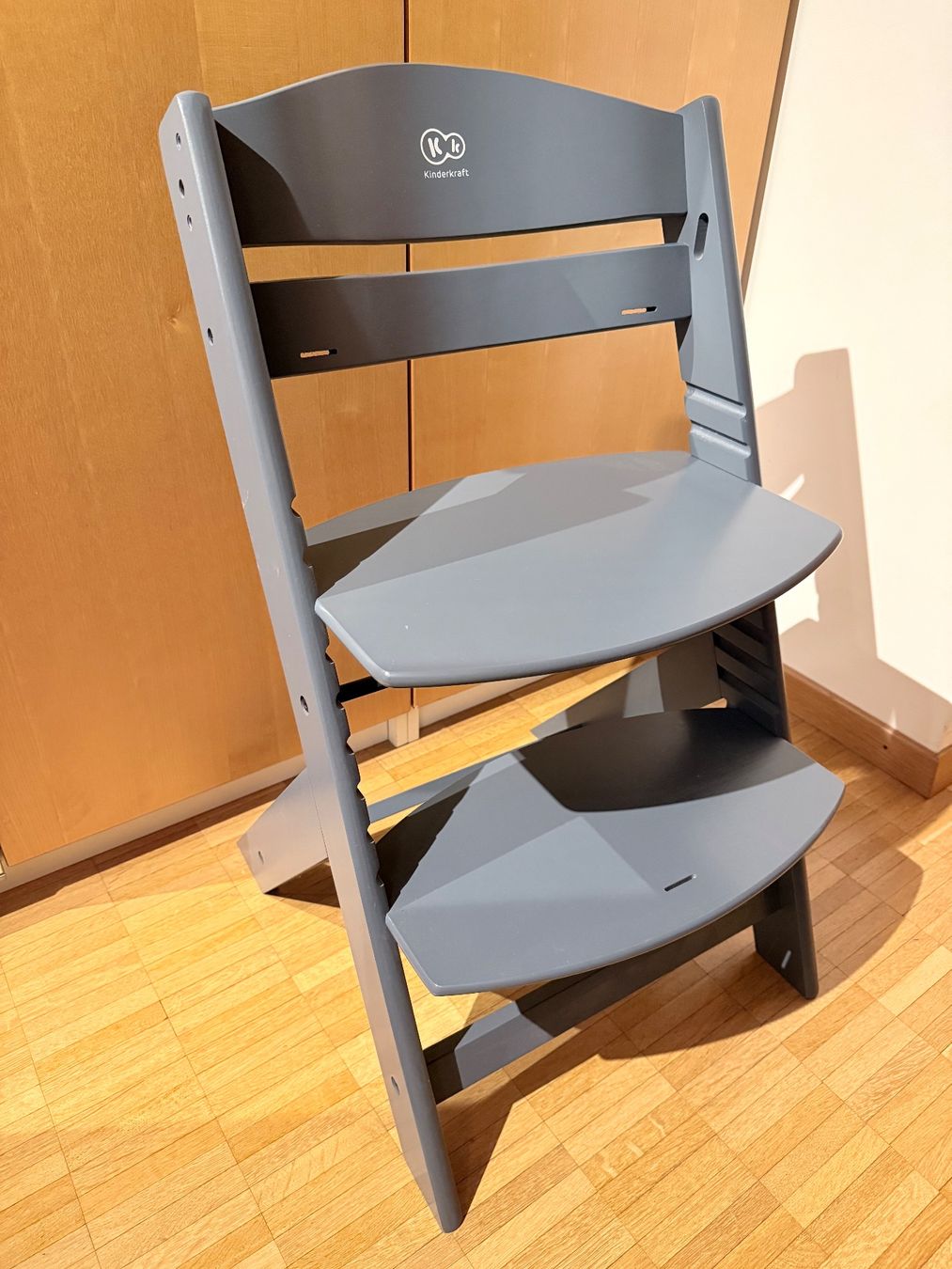 Kinderkraft Seggioloni: Tripp Trapp Kinderhochstuhl, Grau, mit Babyset & Tray – Nuovo (secondo la descrizione) da Baden venduto da JellyMonster 3
