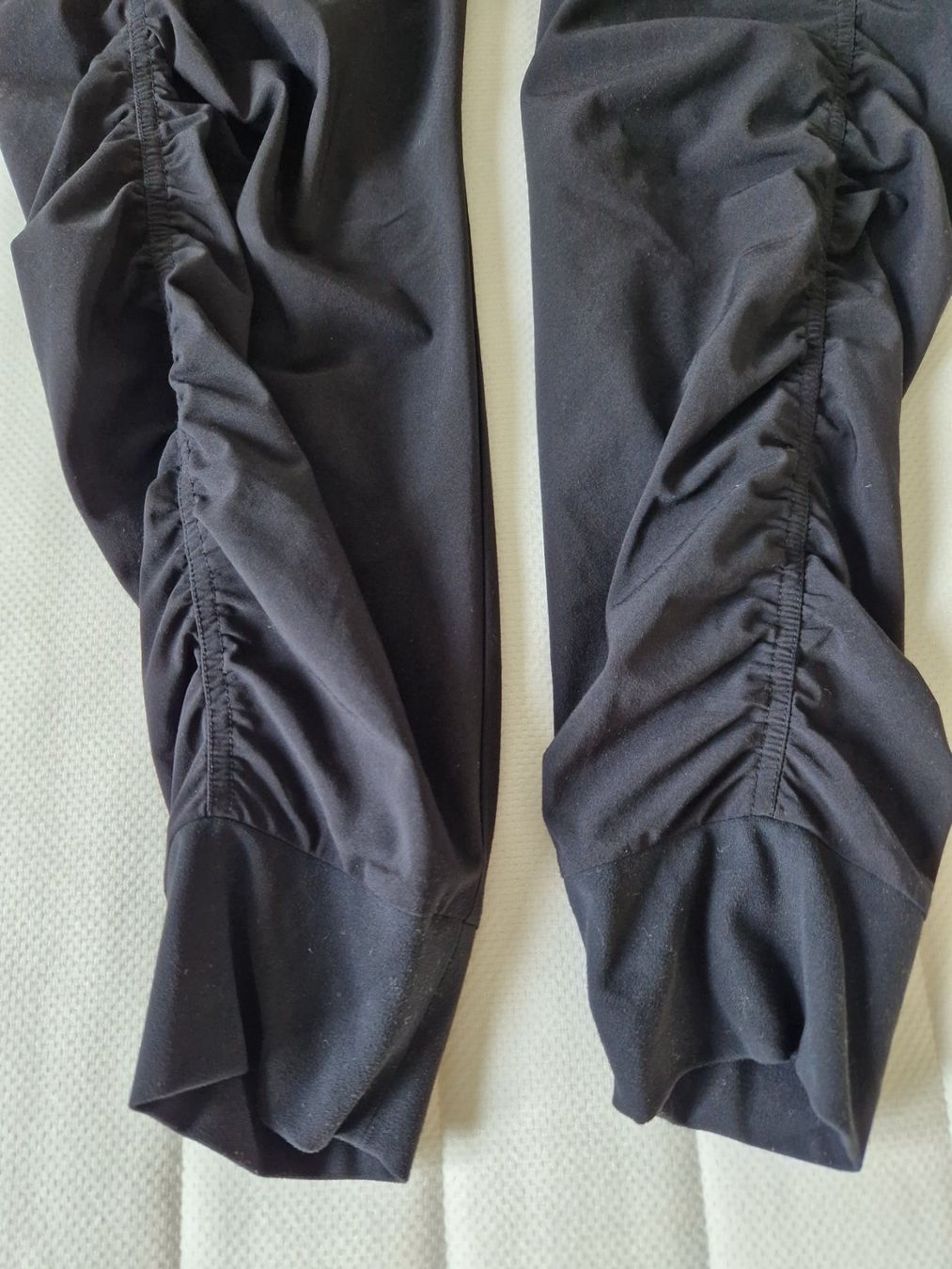 Gap Pantaloni: Athleta Attitude Pants US2 – Nuovo (secondo la descrizione) da Adliswil venduto da fashionholic 1