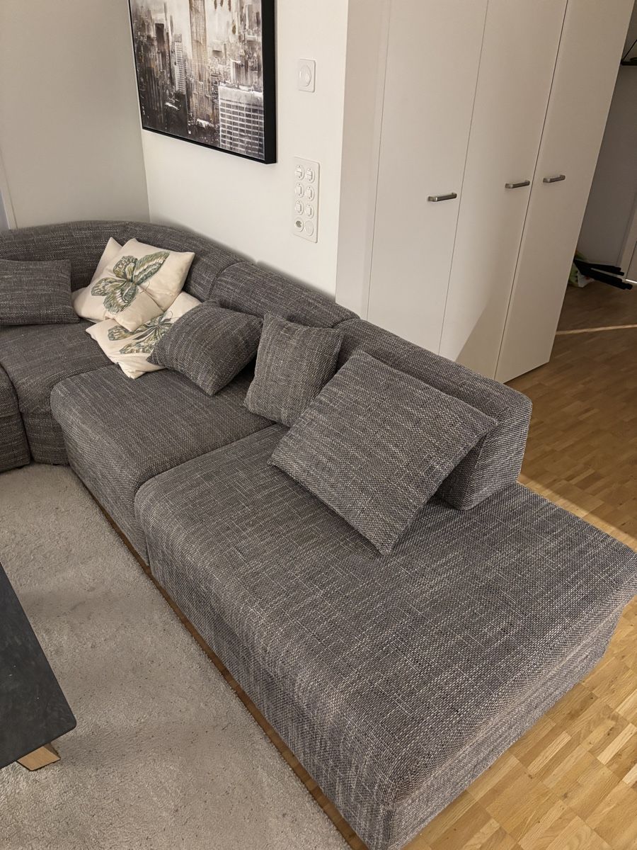 Sofas: Ecksofa 280x280 cm – Gebraucht aus Urtenen-Schönbühl von Fabian4040 1