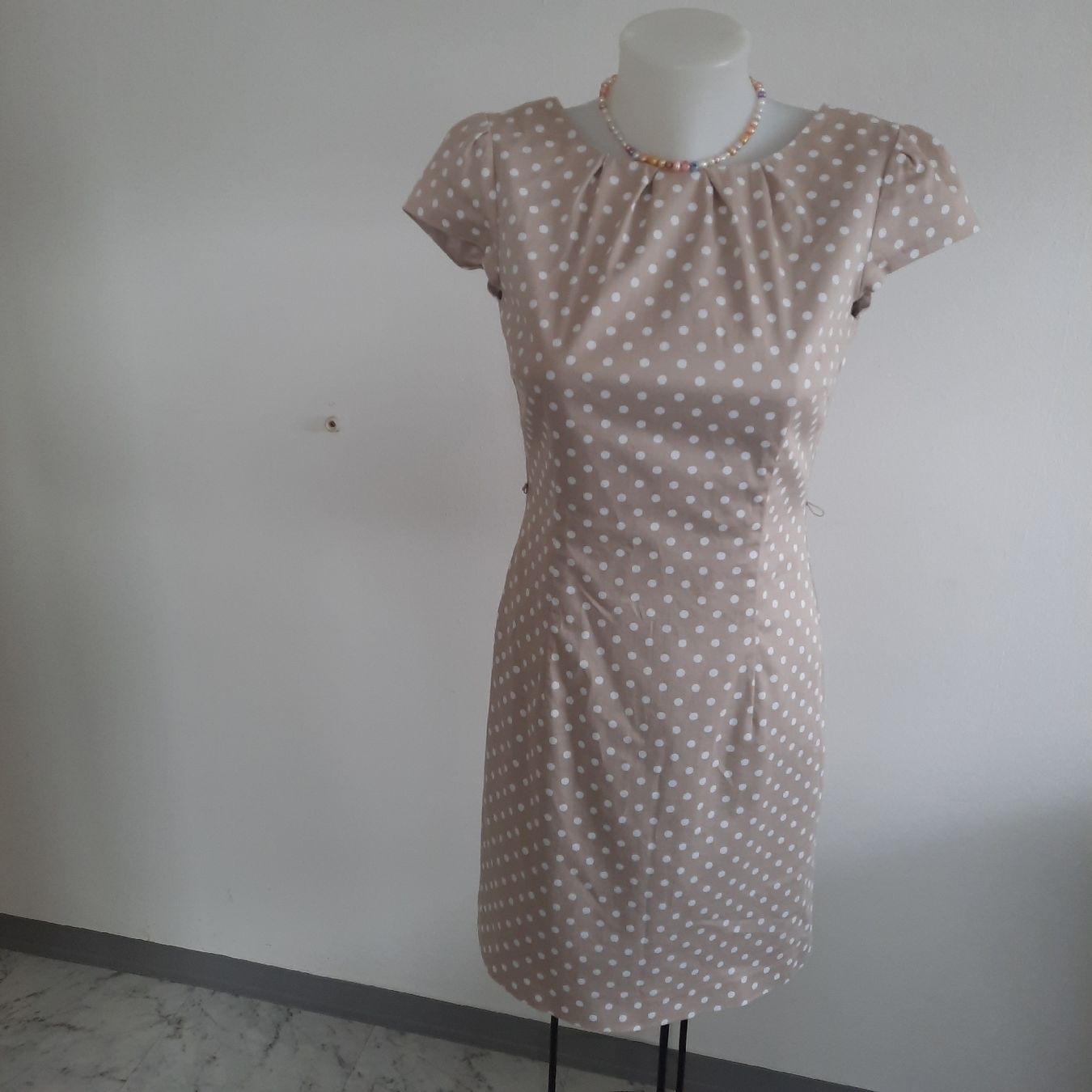 Comma Robes: COMMA, SCHÖNES SOMMERKLEID, GR. 34 – D'occasion à Hinwil par Wuschi40 1