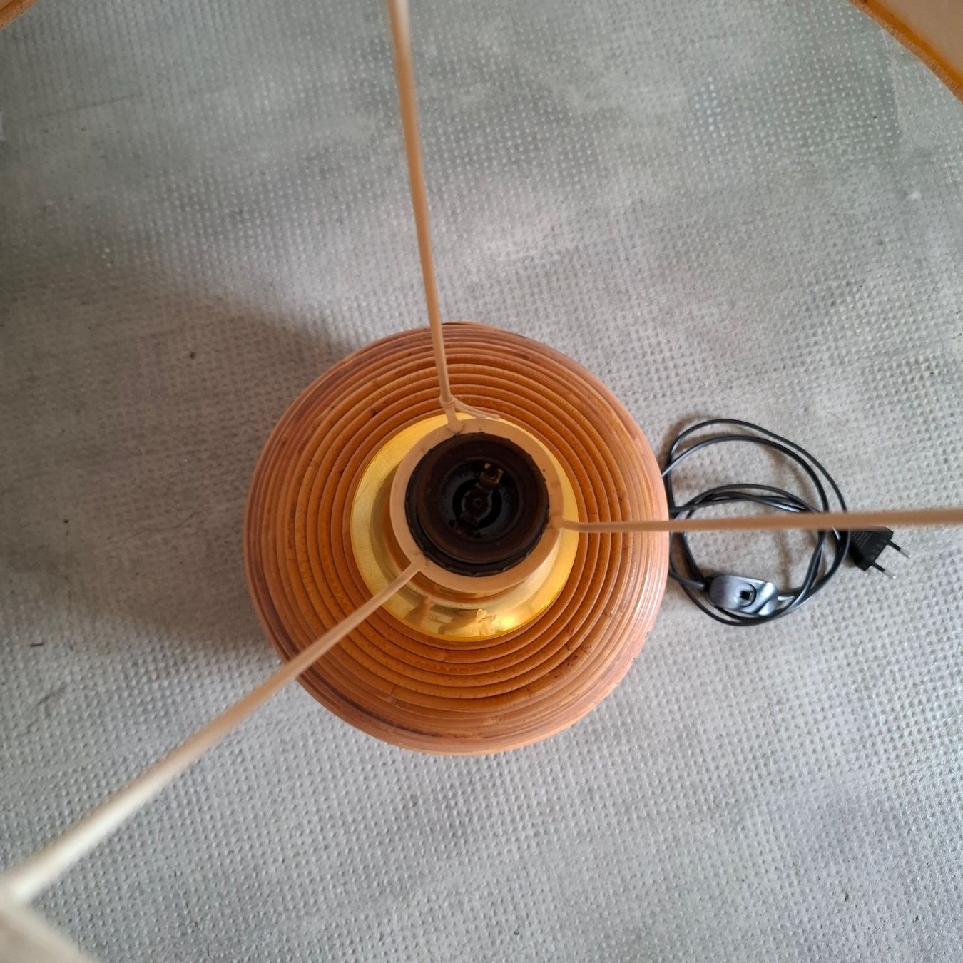 Lampade: Lampe de table rotin vintage retro – Usato da Neuchâtel venduto da Rochawood 3