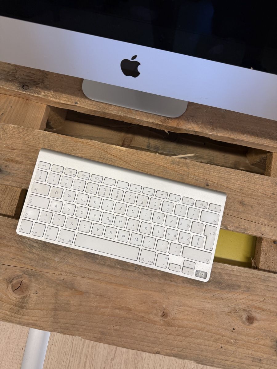 Apple PCs: 2x IMac  – Defekt aus Strengelbach von KW. 3