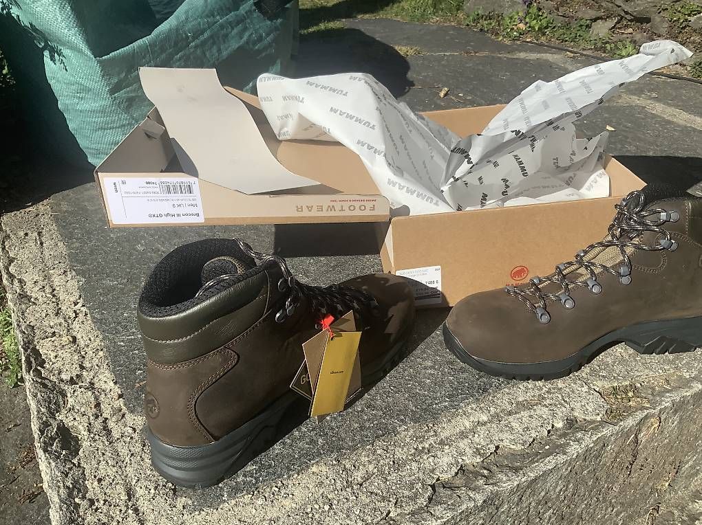 Scarpe da uomo: Mammut Wanderschuhe Herren 43 1/3 – Usato da Auressio venduto da Andimanz 3
