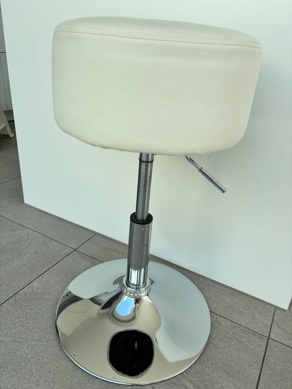 Hocker: Vanity stool adjustable height – Gebraucht aus Steinhausen von ChromeVintage