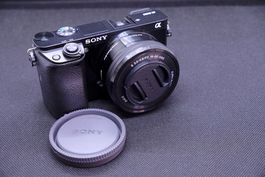 Sony a6000 mit Objektiv