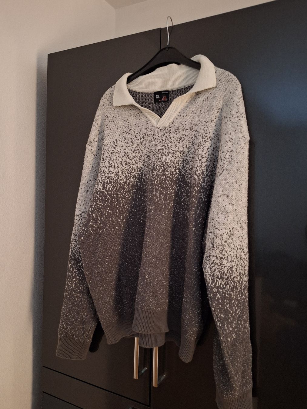 Maglioni & Felpe: Derschutze Pullover mit Backprint – Nuovo (secondo la descrizione) da Winterthur venduto da joh_h9gw