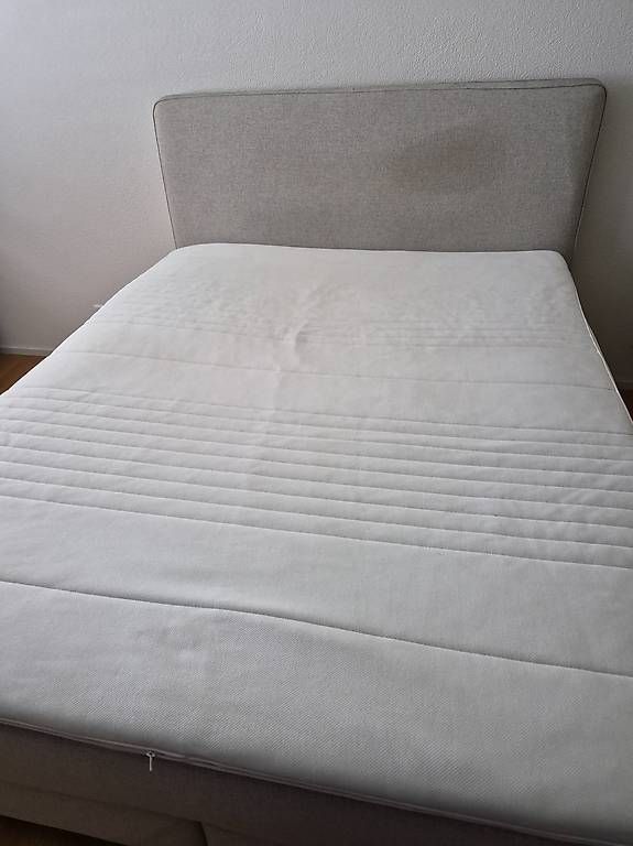 Lits: Box spring bed – D'occasion à Zürich par tah_mz5w 2