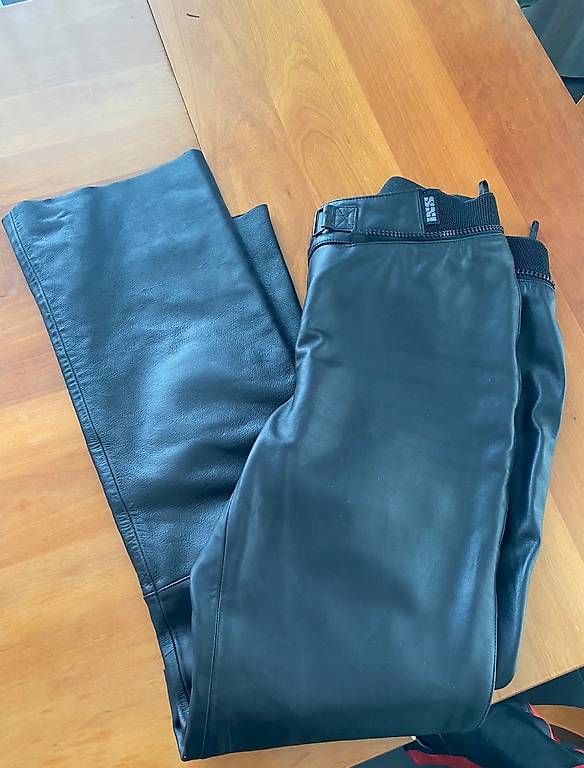 Completi & Tailleur: Motorrad Lederkombi Damen – Usato da Ehrendingen venduto da nat_n7h8 3