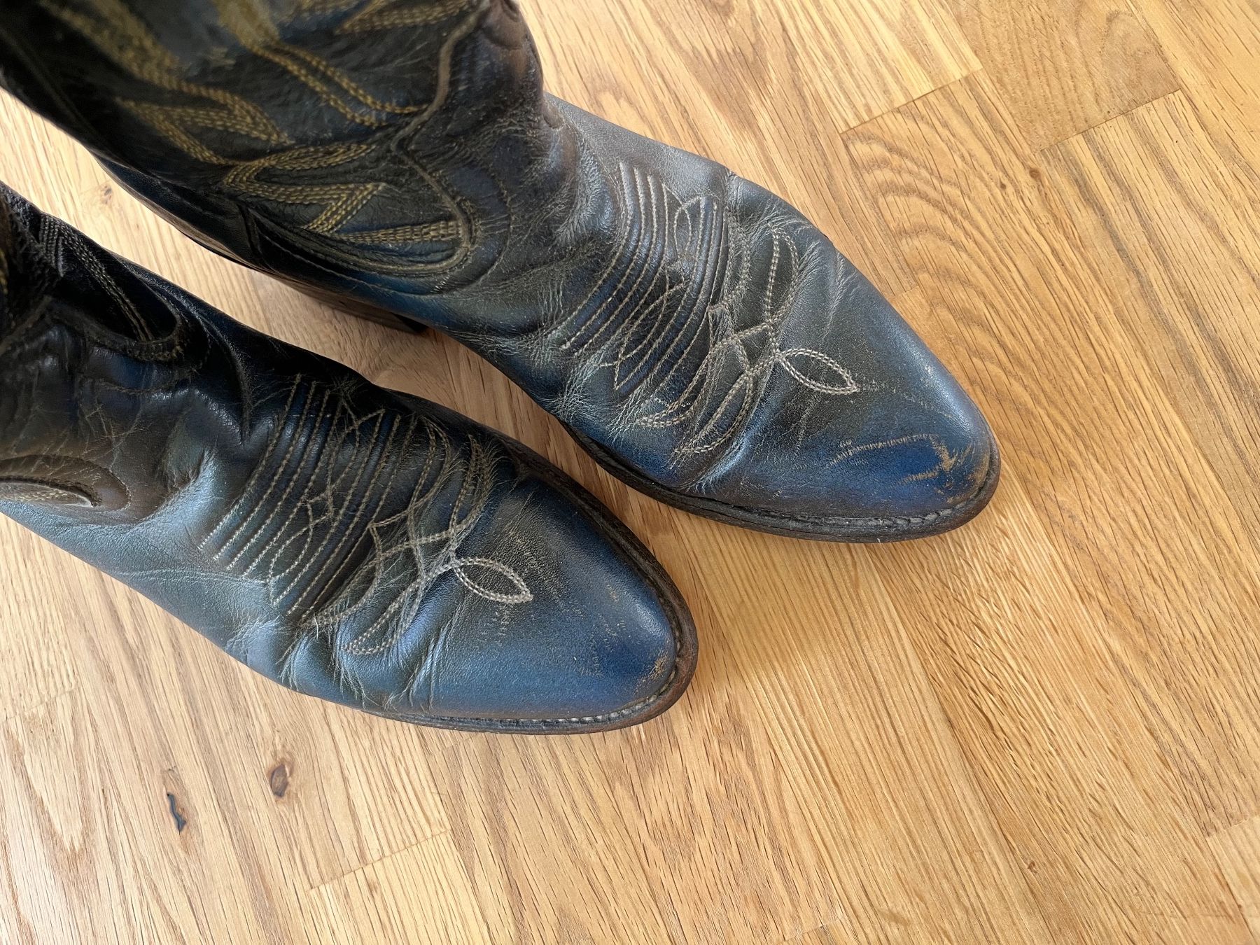 Scarpe da donna: Cowboy Boots Boulet, size 7 / 38.5 – Usato da couvet venduto da Warabiise 3