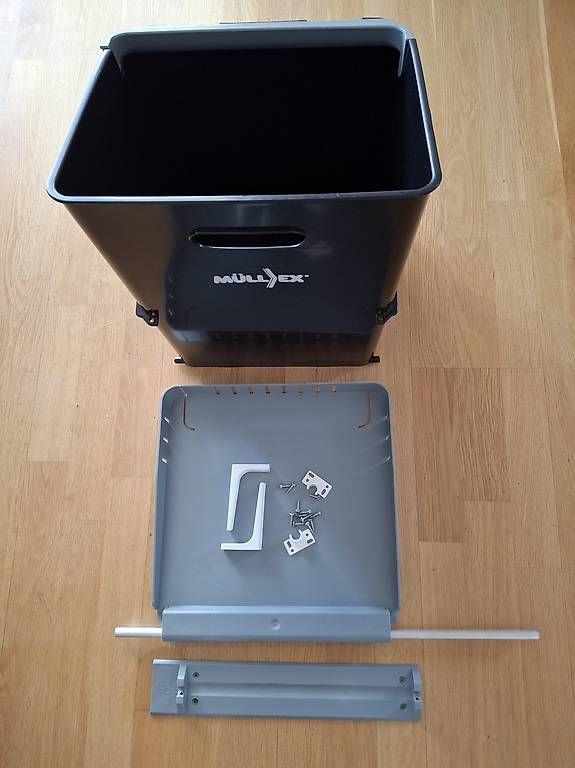 Poubelles: Müllex – D'occasion à Sissach par tigibloch99