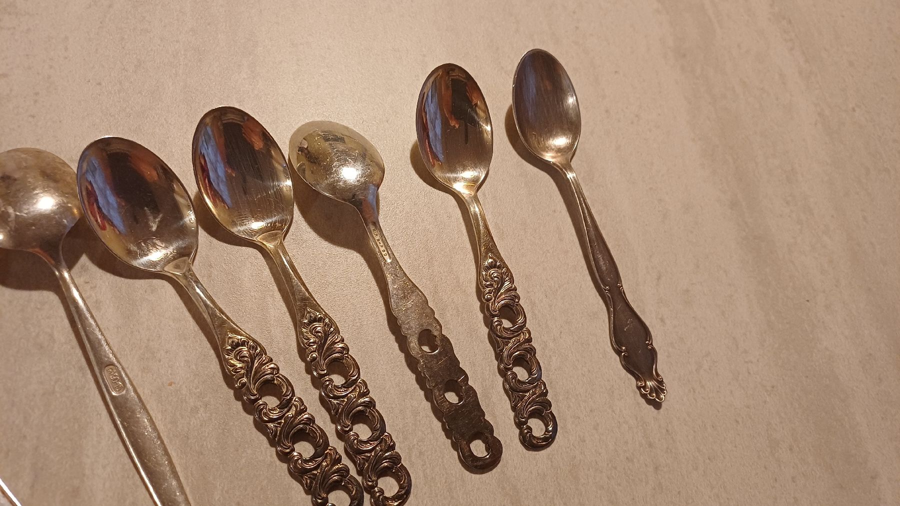 Cuillères: 10 verschiedene Löffel versilbert  – D'occasion à Flawil par Naphtali 6