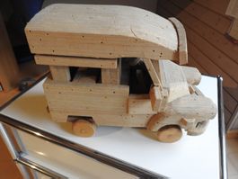 Afrikanische Deko-Lorry Tro-Tro aus sehr leichtem Holz (GH)
