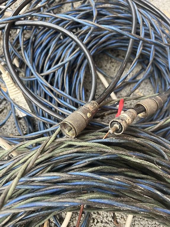 Cavi: Kabel Rollen Funk Telefon Antenne – Usato da Frutigen venduto da gpt_9rs5