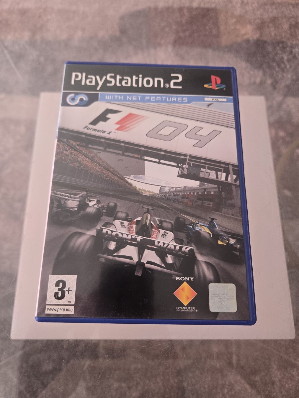 Jeux: Formula 1 04 PS2 – D'occasion à Bussigny par Kfdlt