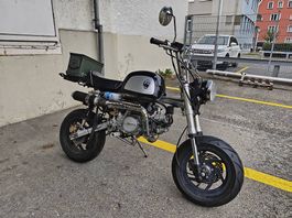 Sky Team LeMans 125 Custom