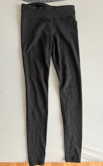 H&M Kleiderpakete: Ensemble de sport  T S – Gebraucht aus Gampelen von Mari60 2