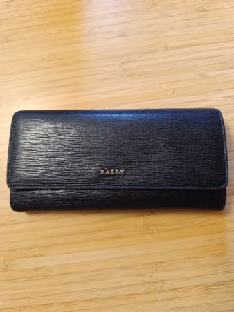 Portefeuille Bally noir cuir grainé, chic et intemporel