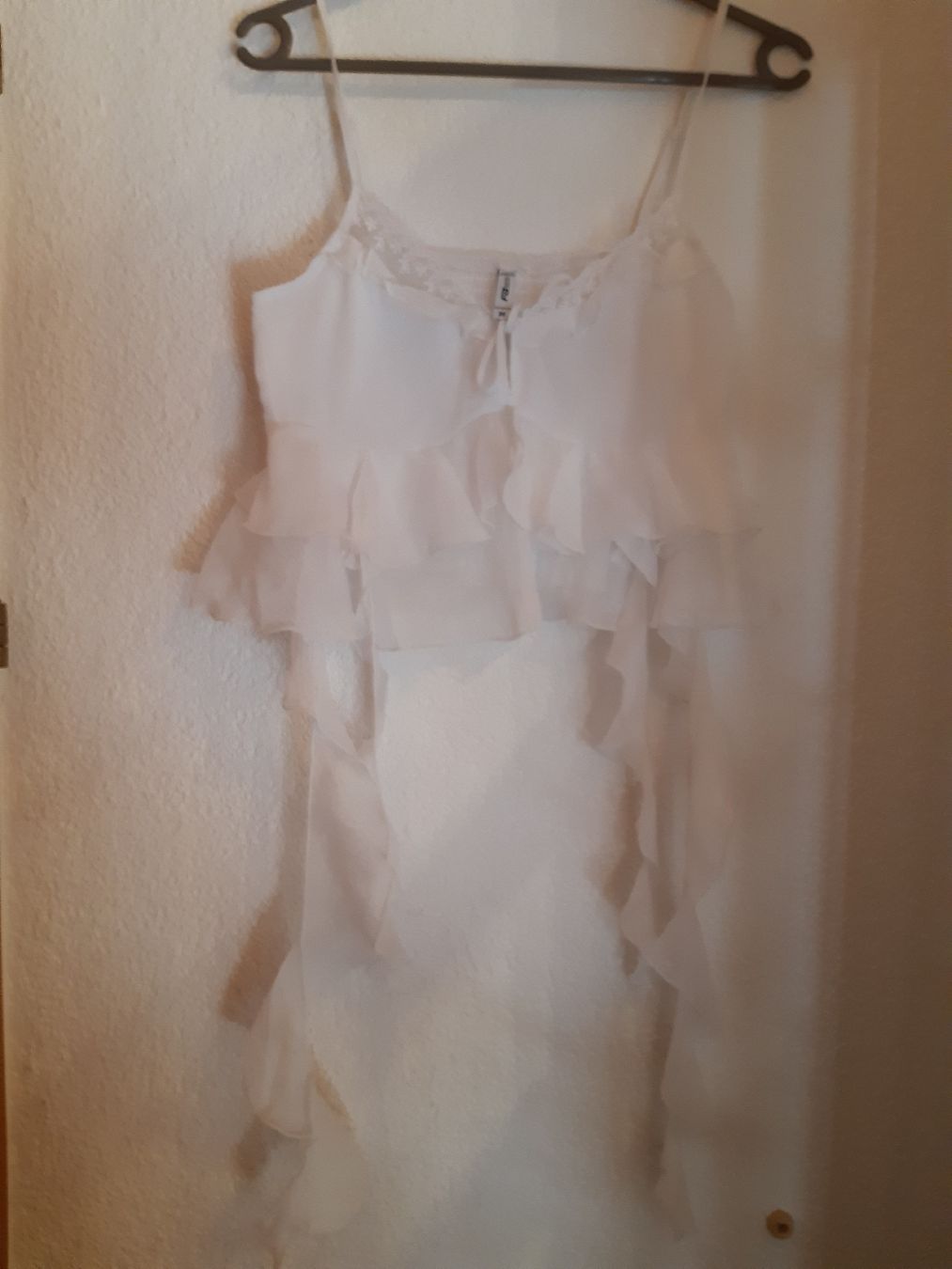 Top: Quallenstyle Top Weiss M – Usato da Toffen venduto da Gwunderegge77