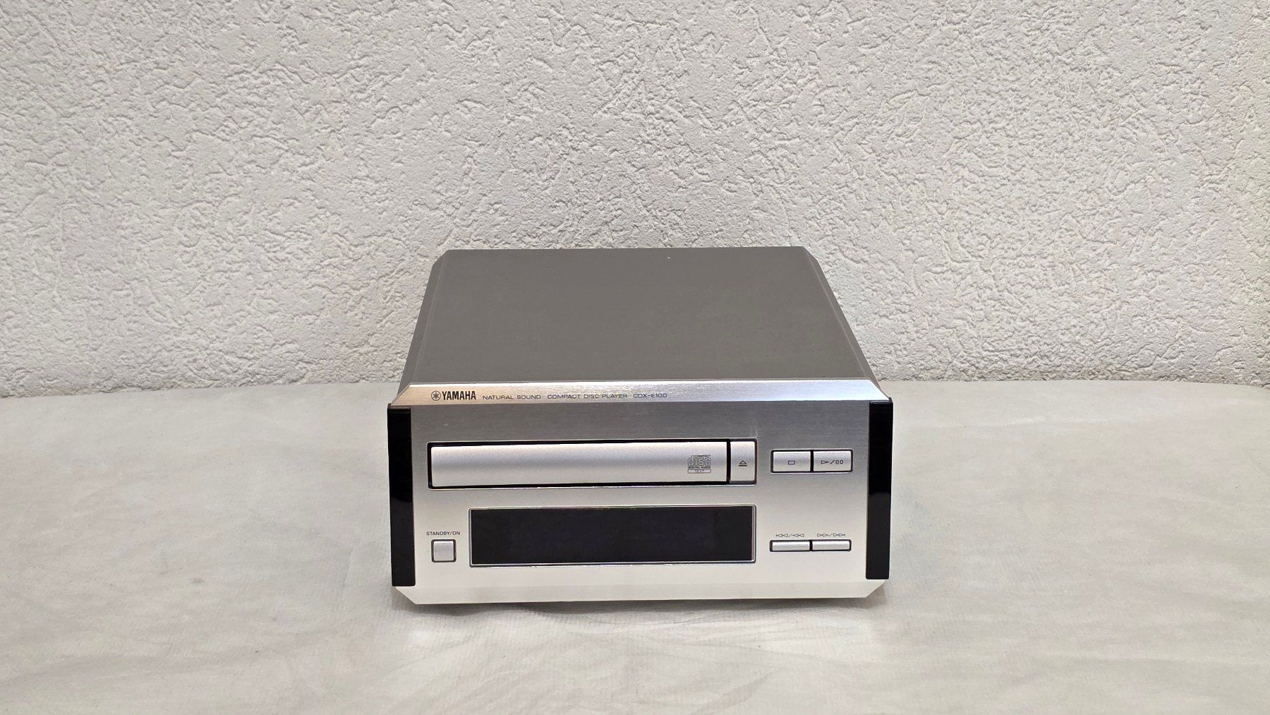 CD: YAMAHA CDX-E100 CD player – Usato da Arlesheim venduto da ars_musica