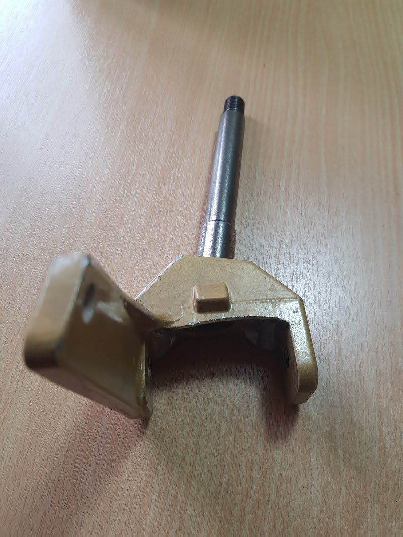 Accessori per altri veicoli: Seltener SH Original Achsschenkel ("Gebraucht") – Usato da Bretzwil venduto da Electronik01 2