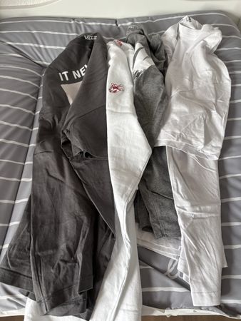 4 Tshirts Damen in Grösse M
