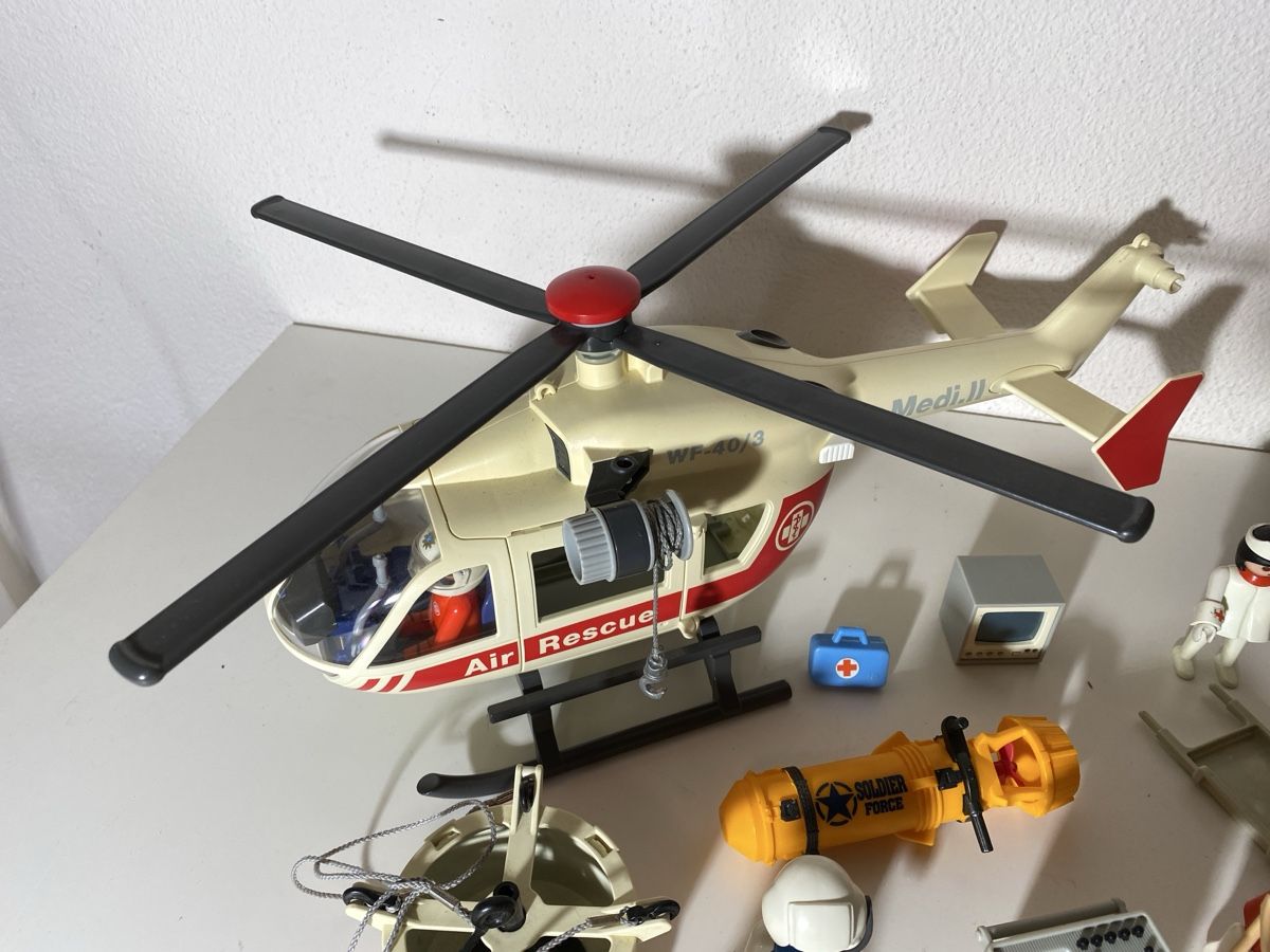 Playmobil Giocattoli: Playmobil Helikopter& Krankenwagen – Usato da Winterthur venduto da ben_9vxx 4