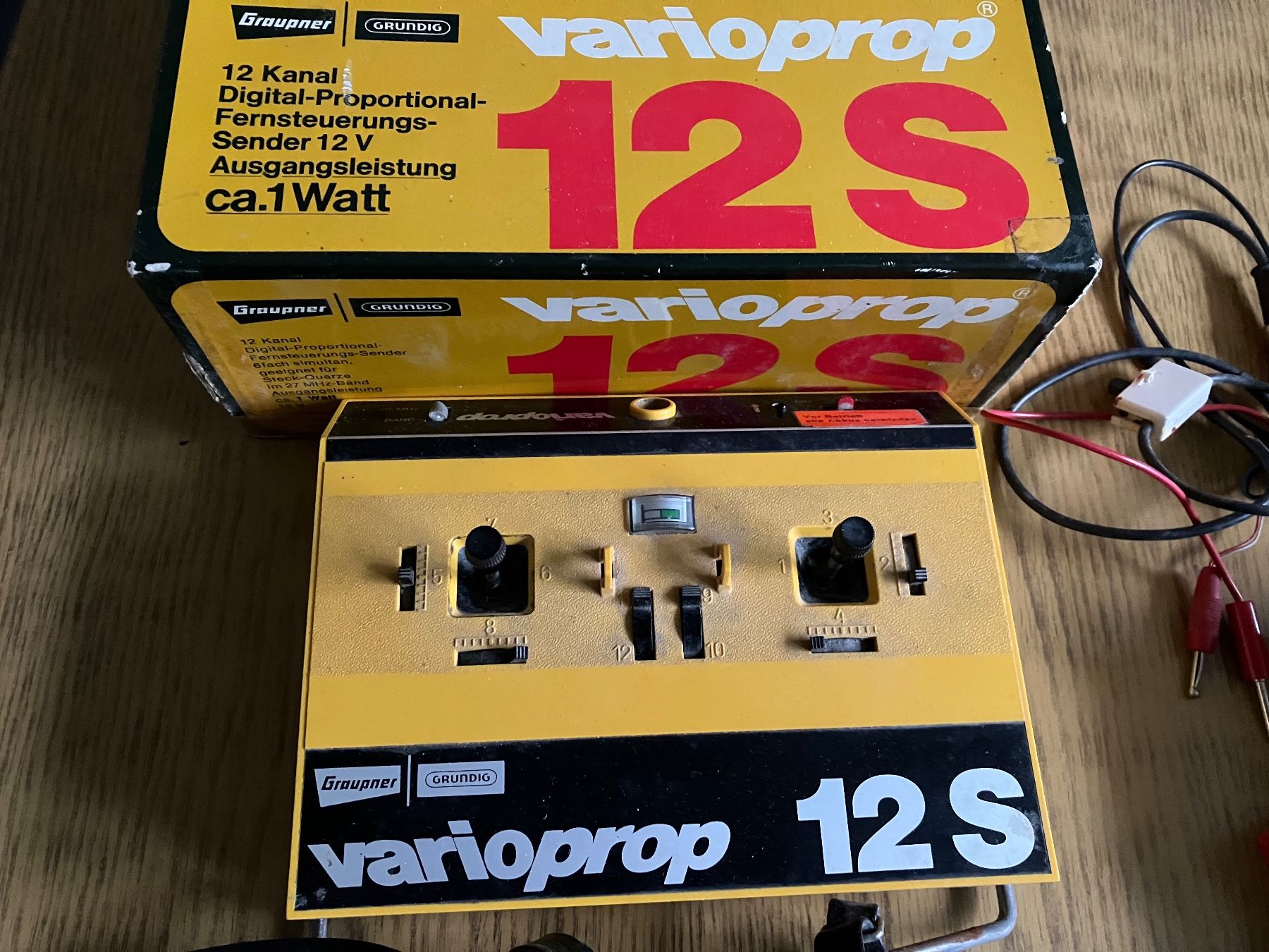 RADIOCOMMANDE RC VINTAGE GRAUPNER GRUNDIG VARIOPROP 12s 27 MHz AVEC RECEPTEUR EUR 59,00 - FR