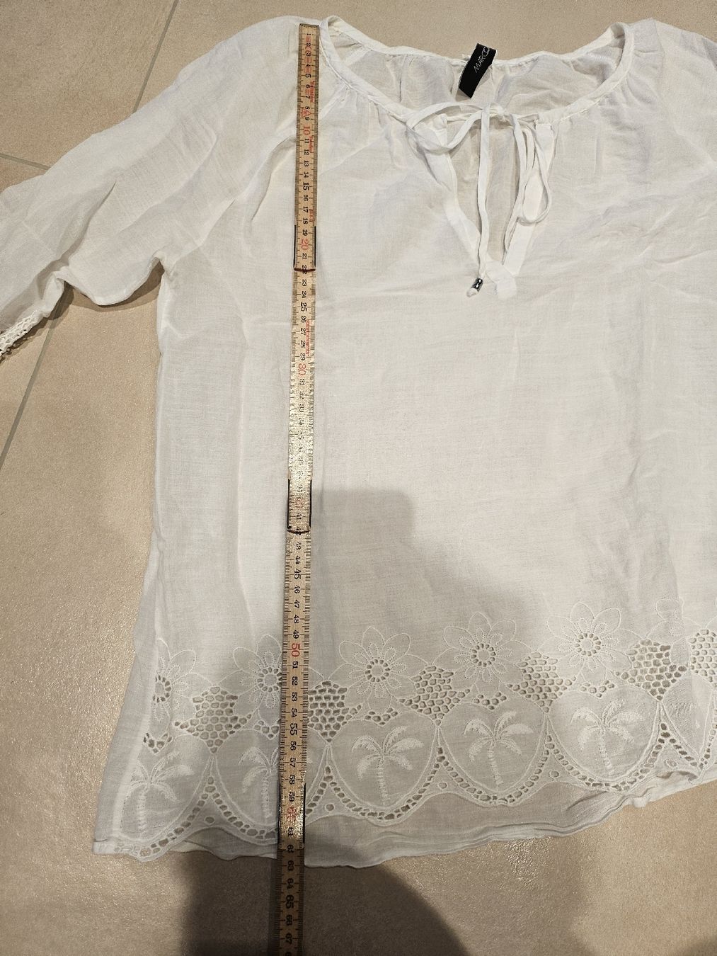 Marc Cain Chemisiers: Marc Cain Bluse weiss gr.38/40  – D'occasion à Allschwil par na.wi.90 6
