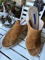 mules con zeppa in camoscio(open toe)