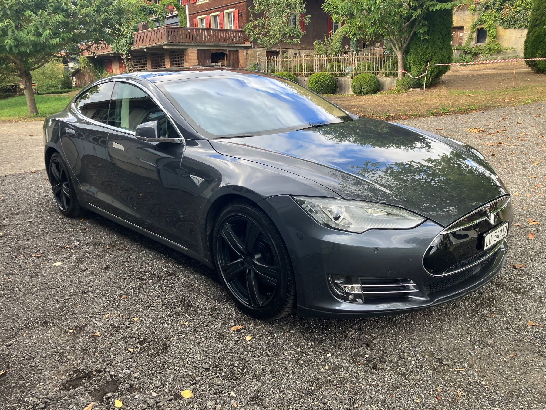 Tesla Autos: Tesla Model S 85D – D'occasion à Buchs LU par Rnp 3