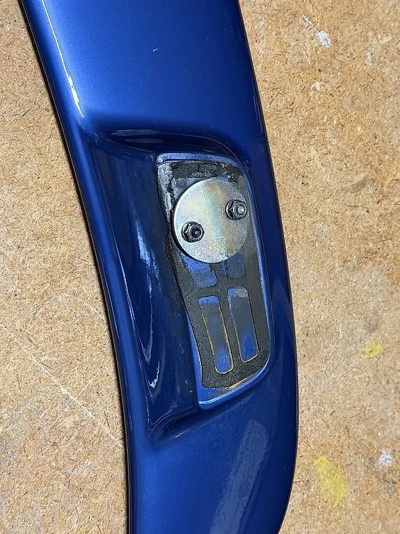 Saab Tutti pezzi di ricambio auto: Saab 9-3 Aero Heckspoiler – Usato da Weisslingen venduto da Avocet 5
