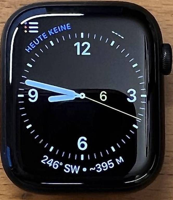 Apple Smartwatch: Apple Watch Serie 7 45MM – D'occasion à Oberägeri par Peter01234