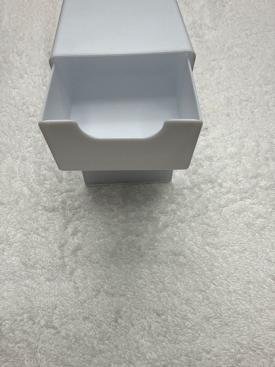 Ablagesysteme: Petite boîte de rangement empilable 3 -tiroirs – Gebraucht aus Chenens von anasantos90 2